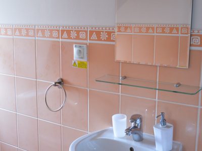 Umývadlo.